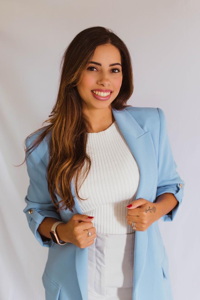 <p><strong>Why Women Are Obsessed</strong></p>